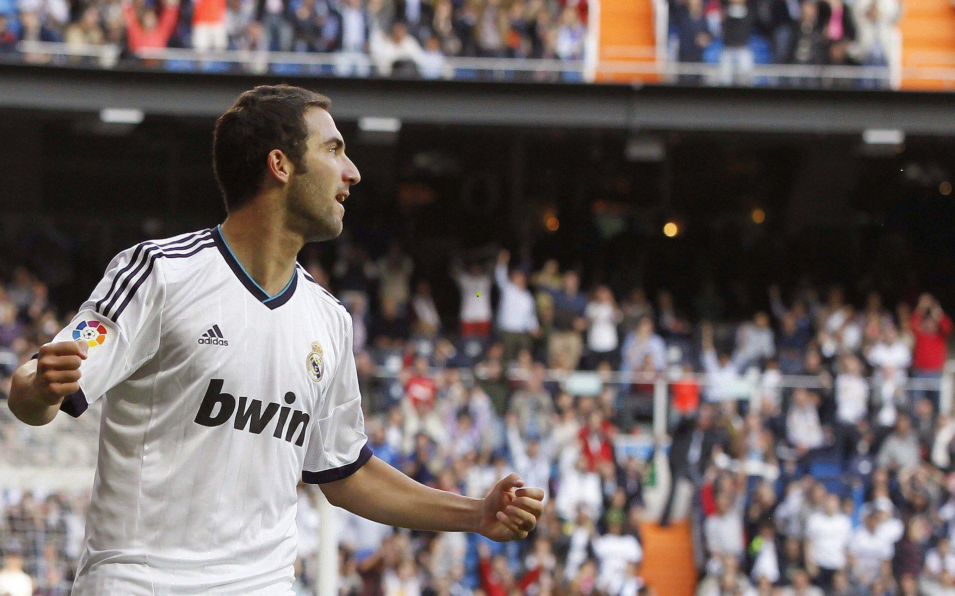 末节三分新标杆，克里斯蒂61%命中率引领风潮，太阳双星54%以上展现关键火力